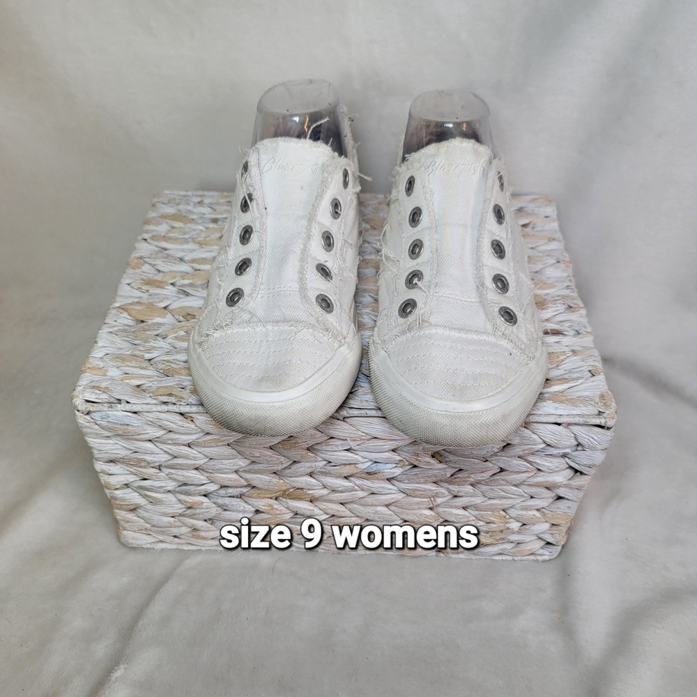 Blowfish Malibu White Slip On Sneakers Bohemian Casual Beach Low Top Y2K Sz 9 - Picture 3 of 5